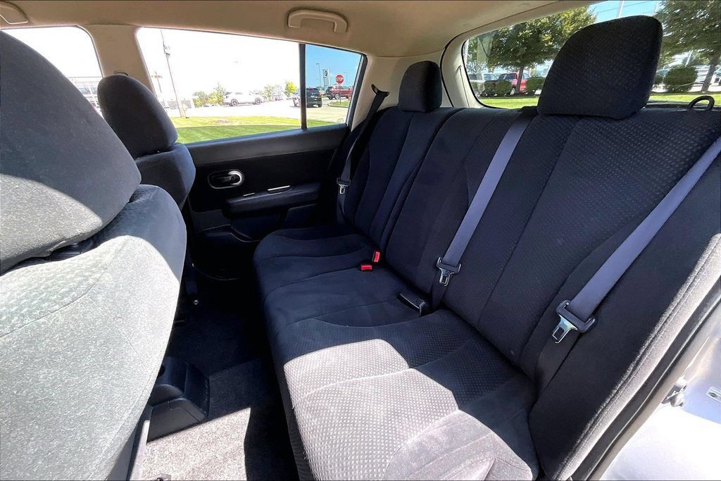 Used 2012 Nissan Versa 1.8 S w/ Plus Pkg FWD image 30