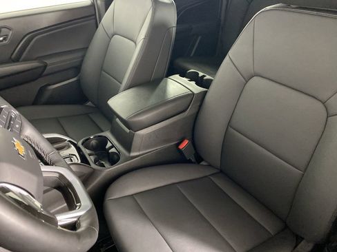 Used 2024 Chevrolet Colorado LT w/ LT Convenience Package III image 22