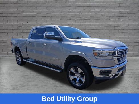 Used 2022 RAM 1500 Laramie AWD/4WD image 9