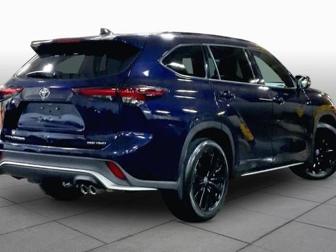 Used 2024 Toyota Highlander XSE image 13