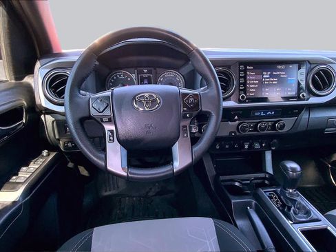 Used 2023 Toyota Tacoma TRD Sport w/ Technology Package RWD image 6