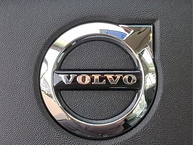 New 2026 Volvo XC40 B5 Core w/ Climate Package AWD/4WD image 14