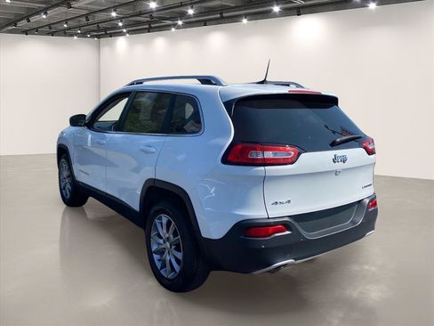 Used 2018 Jeep Cherokee Limited AWD/4WD image 5
