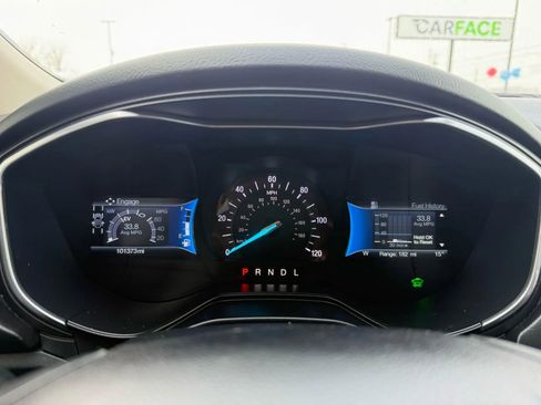 Used 2020 Ford Fusion Energi Titanium image 31