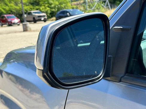Used 2020 Toyota Tacoma SR5 RWD image 19