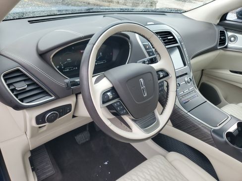 Used 2020 Lincoln Nautilus Black Label image 13