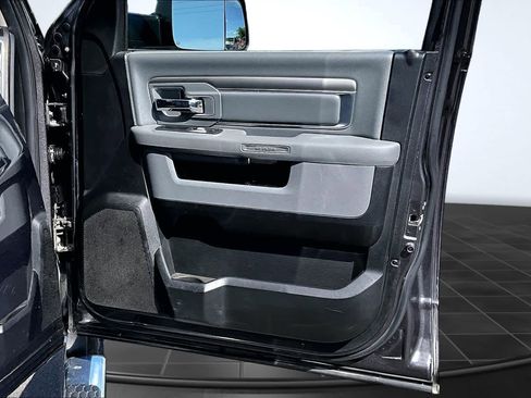 Used 2019 RAM 1500 Big Horn AWD/4WD image 29