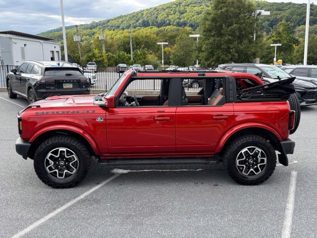 Used 2023 Ford Bronco Outer Banks AWD/4WD image 16