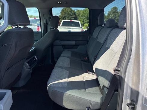 Used 2021 Ford F150 XLT AWD/4WD image 17