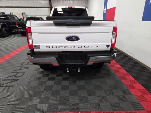 Used 2019 Ford F250 XL w/ XL Value Package AWD/4WD image 12