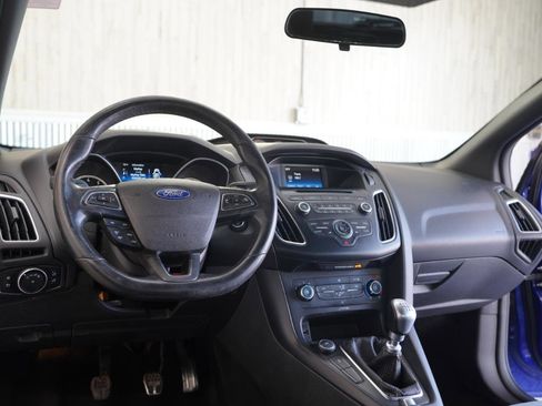 Used 2015 Ford Focus ST image 11