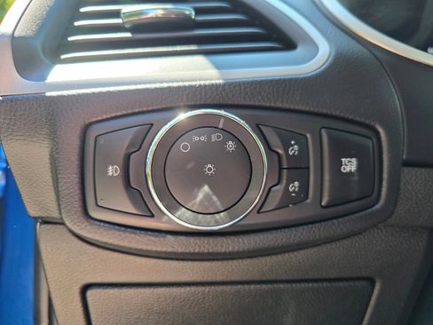 Used 2020 Ford Edge SEL FWD image 25