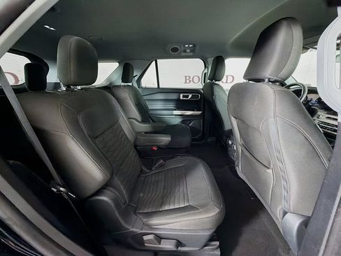 Used 2021 Ford Explorer XLT RWD image 33