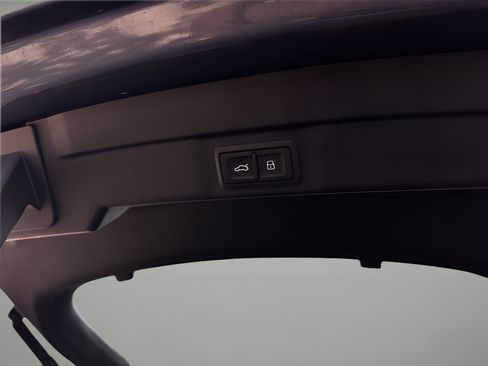 Used 2025 Audi A5 2.0T Premium Plus AWD/4WD image 25