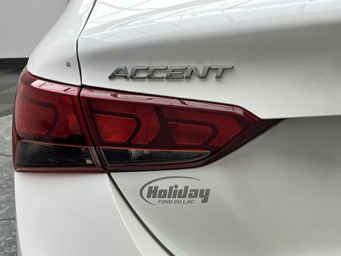 Used 2020 Hyundai Accent SE FWD image 22