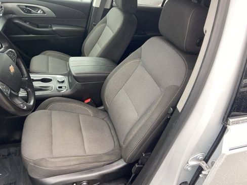 Used 2020 Chevrolet Traverse LT w/ LPO, Floor Liner Package image 8