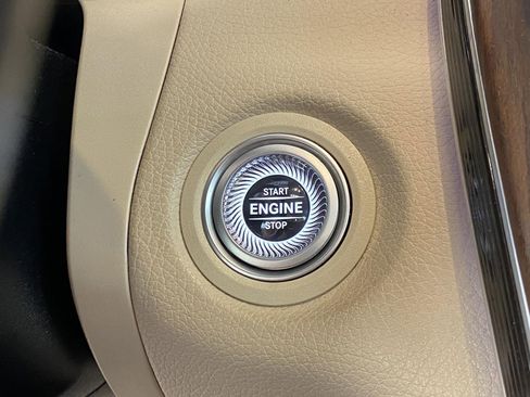 Used 2022 Mercedes-Benz GLC 300 4MATIC w/ Premium Package Lite image 24