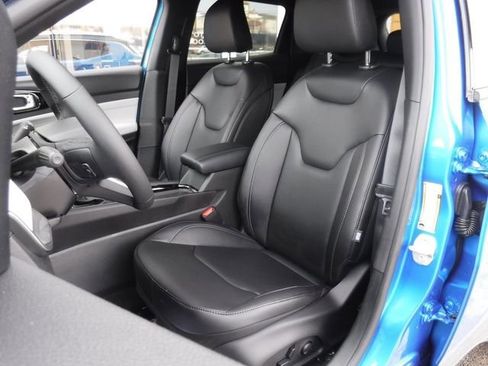 New 2026 Jeep Compass Limited AWD/4WD image 13