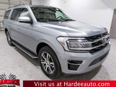 Used 2023 Ford Expedition Max Limited image 6