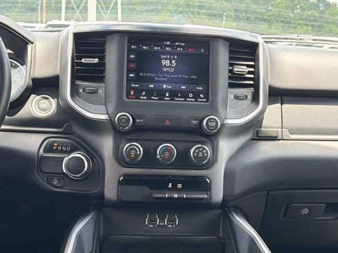 Used 2021 RAM 1500 Big Horn RWD image 21