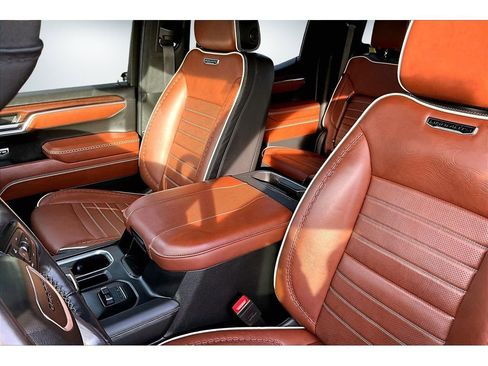 Used 2024 GMC Sierra 1500 Denali Ultimate image 19