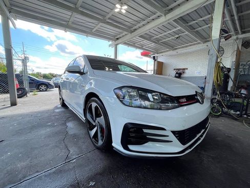 Used 2020 Volkswagen GTI S FWD image 4