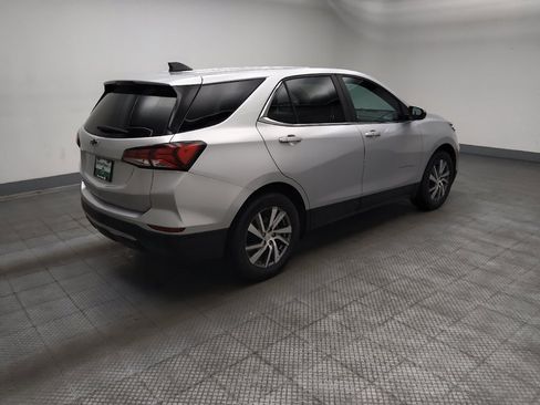 Used 2022 Chevrolet Equinox LT FWD image 10