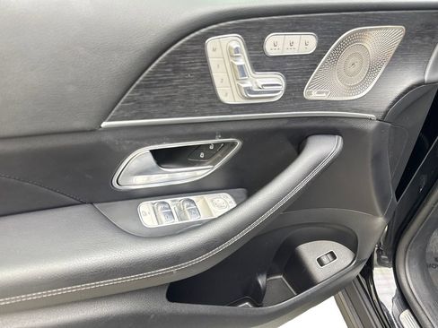 Used 2025 Mercedes-Benz GLS 450 4MATIC image 31