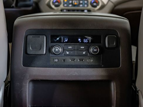 Used 2020 GMC Yukon Denali w/ Denali Ultimate Package image 37