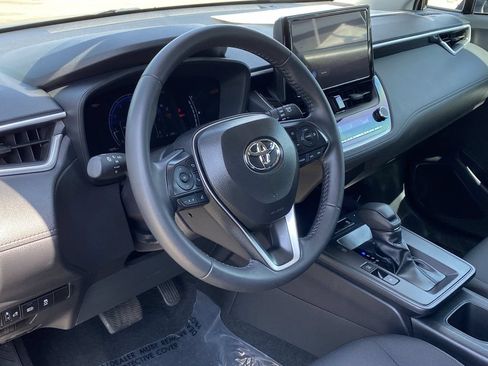 Certified 2026 Toyota Corolla Cross LE FWD image 22