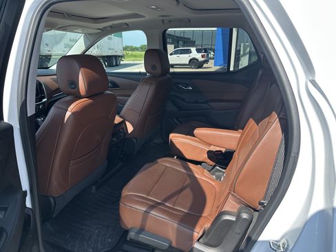 Used 2018 Chevrolet Traverse High Country AWD/4WD image 27