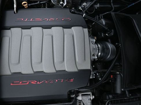 Used 2017 Chevrolet Corvette Stingray Coupe w/ 1LT RWD image 22