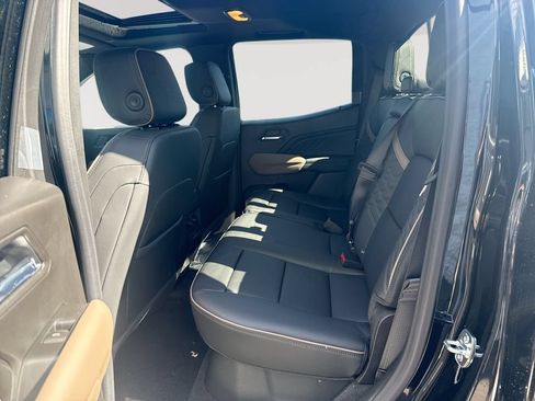 New 2026 GMC Canyon Denali AWD/4WD image 26