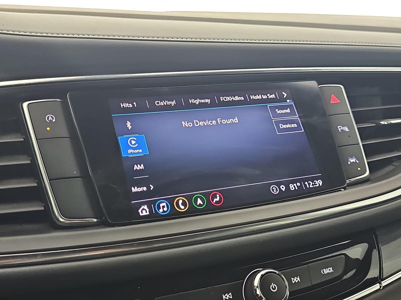 Used 2023 Buick Enclave Premium w/ Experience Buick Package FWD image 21