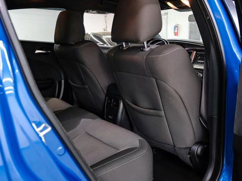 Used 2022 Dodge Charger SXT w/ Blacktop Package image 43