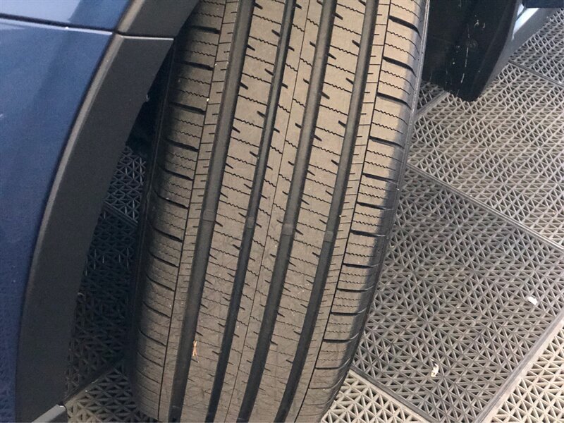Used 2022 Subaru Outback Limited w/ Popular Package #2 AWD/4WD image 22
