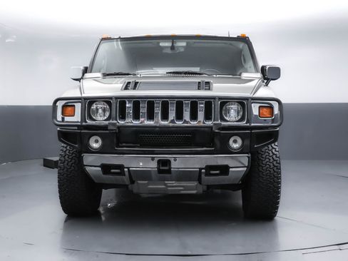 Used 2003 HUMMER H2 Luxury w/ Preferred Equipment Group image 2