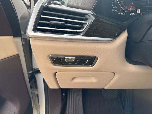 Used 2019 BMW X7 xDrive40i w/ Premium Package image 18