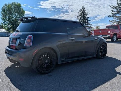 Used 2009 MINI Cooper John Cooper Works FWD image 2