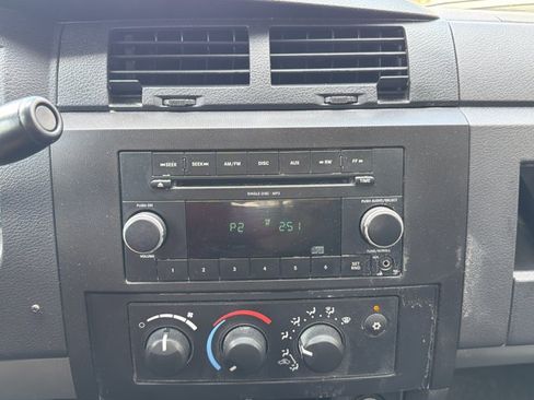 Used 2011 Dodge Dakota Big Horn AWD/4WD image 17