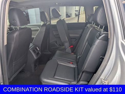 Used 2023 Volkswagen Atlas SE w/ Panoramic Sunroof Package AWD/4WD image 10