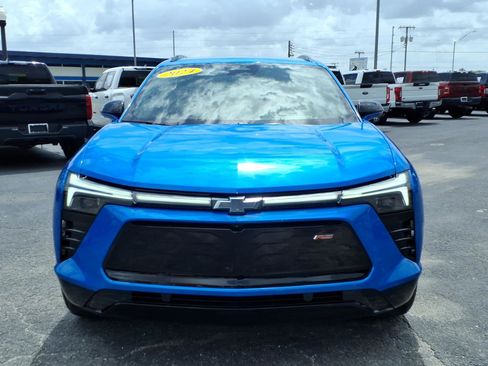 Used 2024 Chevrolet Blazer EV RS AWD/4WD image 2