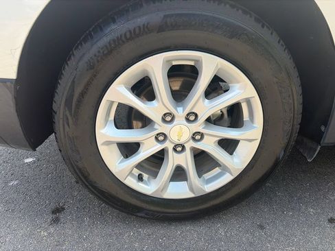 Used 2019 Chevrolet Equinox LS FWD image 20