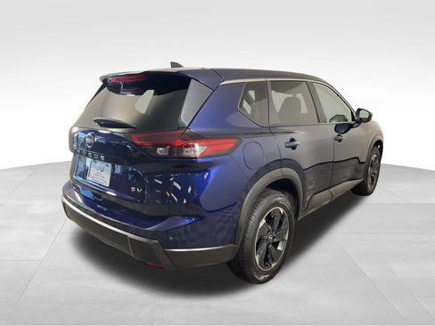 Used 2024 Nissan Rogue SV FWD image 7