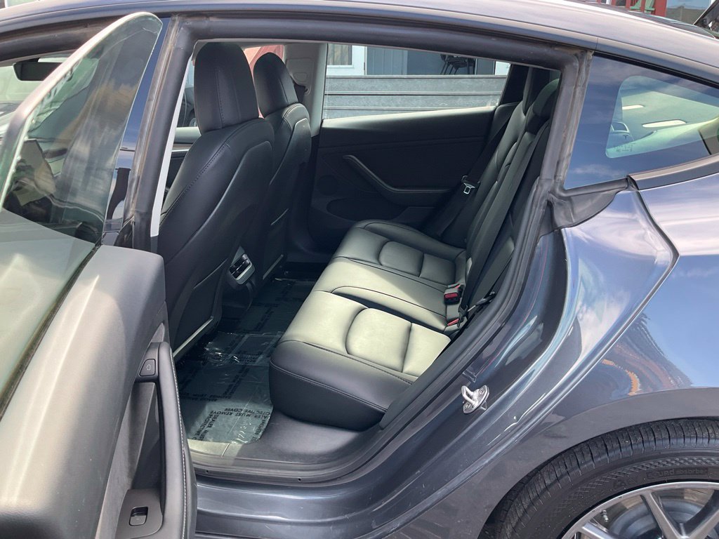 Used 2023 Tesla Model 3 Standard Range RWD image 7