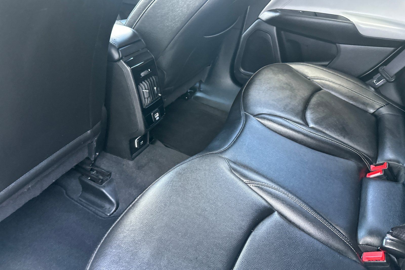 Used 2025 Jeep Compass Limited AWD/4WD image 12