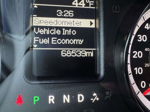 Used 2017 RAM 1500 Express image 26