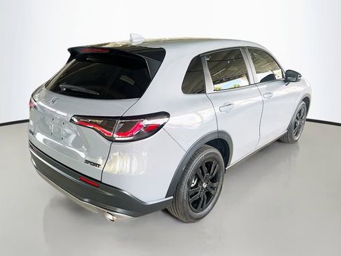 Used 2026 Honda HR-V Sport image 8