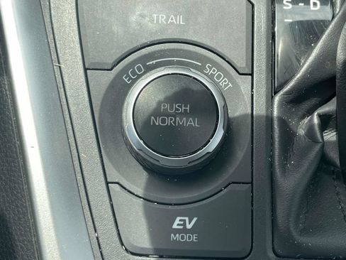 Used 2024 Toyota RAV4 XLE Premium w/ Weather Package AWD/4WD image 28