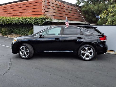 Used 2011 Toyota Venza w/ Premium Pkg #2 FWD image 4